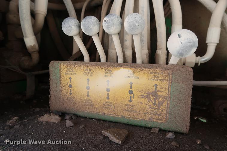 image for item DG3255 2011 McCloskey I54 crusher