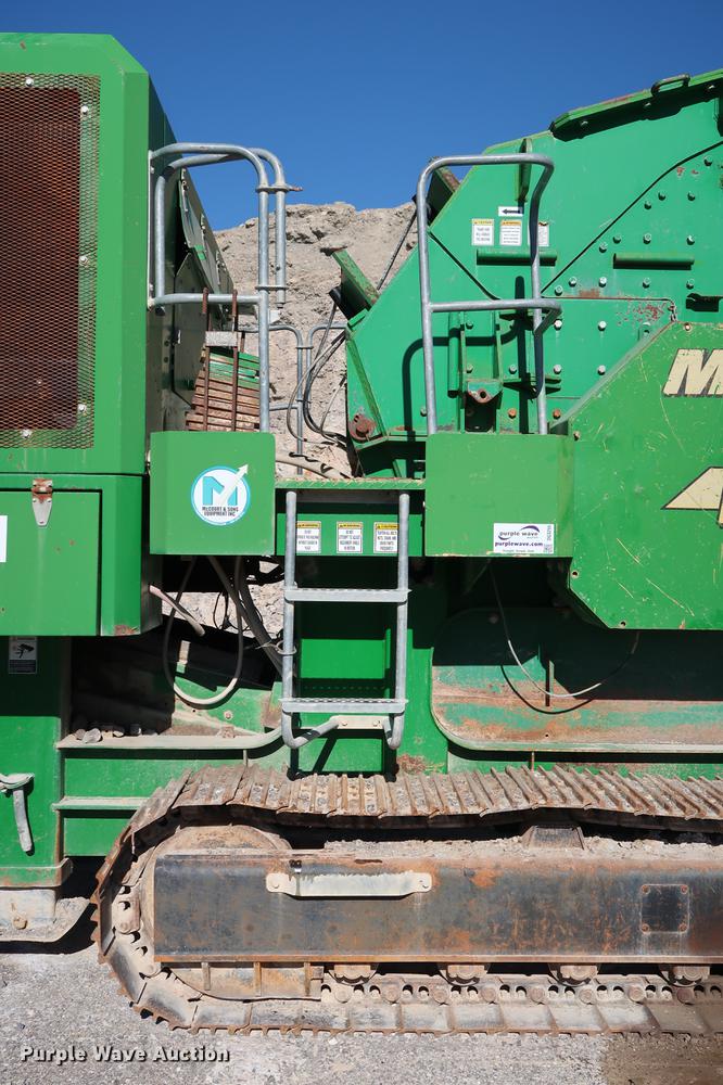 image for item DG3255 2011 McCloskey I54 crusher