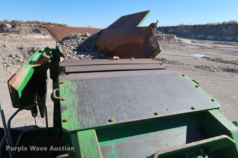 image for item DG3255 2011 McCloskey I54 crusher