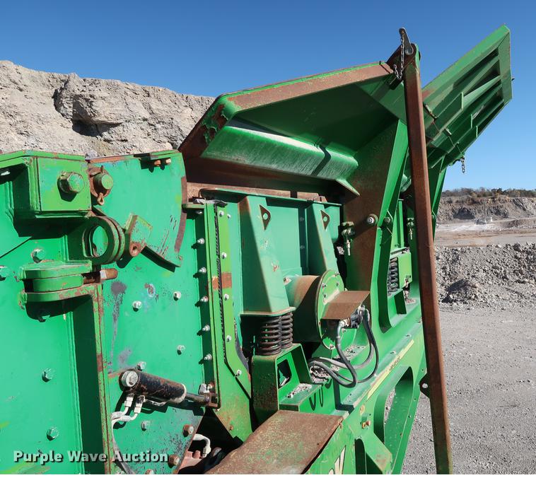 image for item DG3255 2011 McCloskey I54 crusher