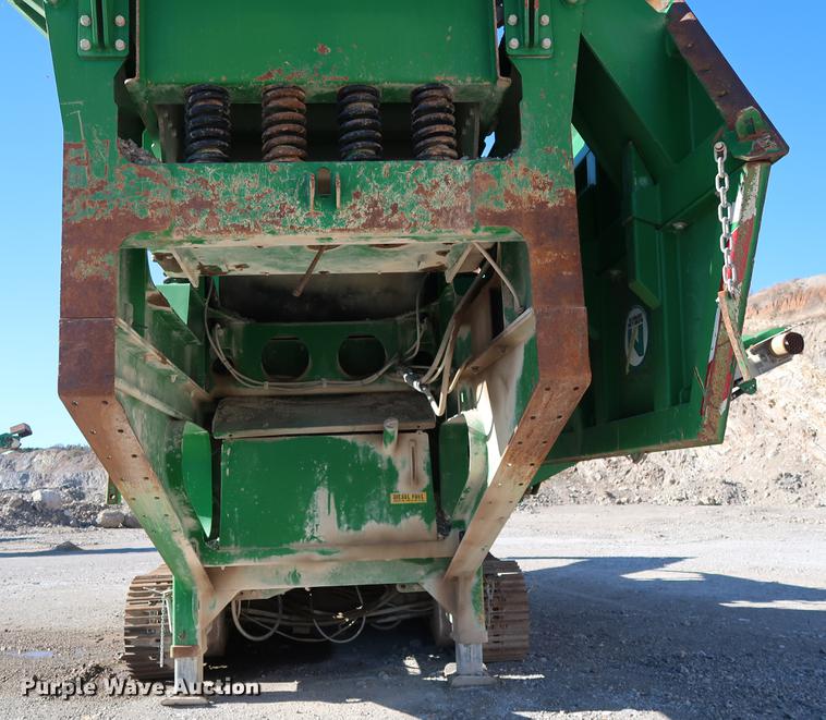 image for item DG3255 2011 McCloskey I54 crusher