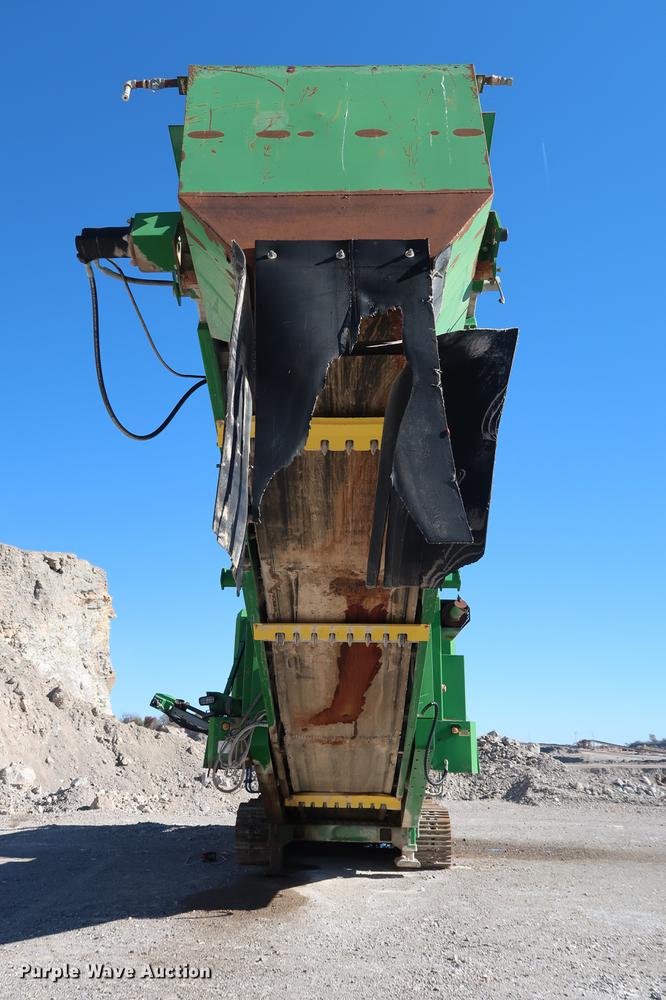 image for item DG3255 2011 McCloskey I54 crusher