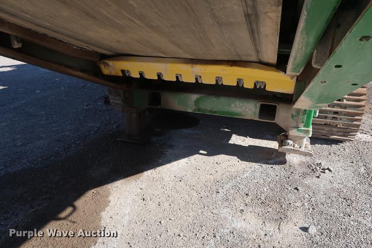 image for item DG3255 2011 McCloskey I54 crusher