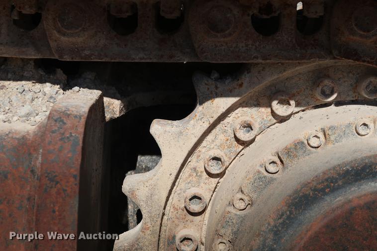 image for item DG3255 2011 McCloskey I54 crusher