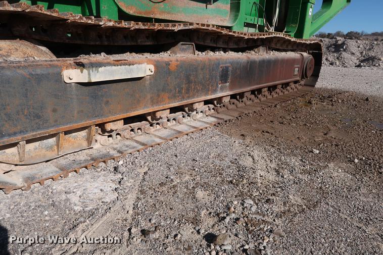 image for item DG3255 2011 McCloskey I54 crusher