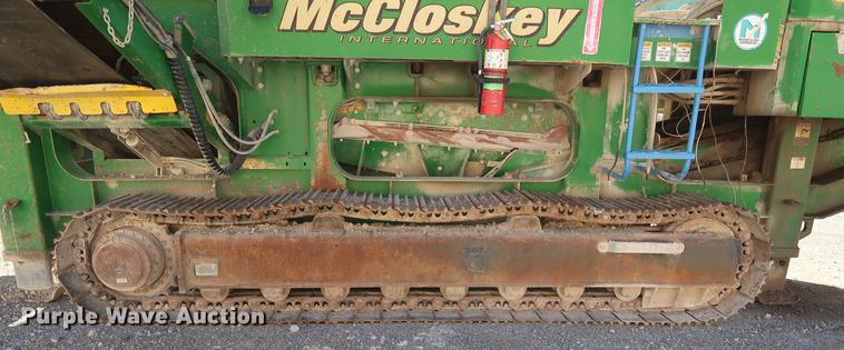 image for item DG3255 2011 McCloskey I54 crusher