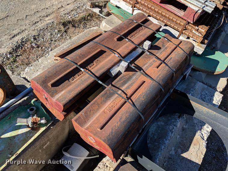 image for item DG3255 2011 McCloskey I54 crusher