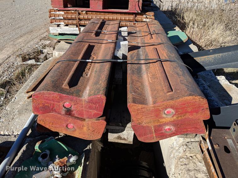 image for item DG3255 2011 McCloskey I54 crusher