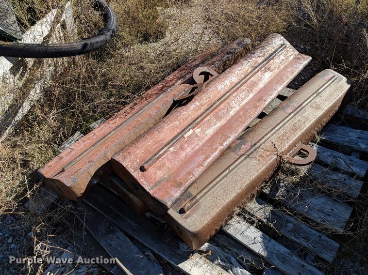 image for item DG3255 2011 McCloskey I54 crusher