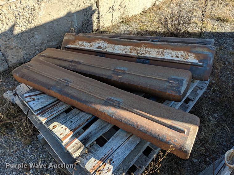 image for item DG3255 2011 McCloskey I54 crusher