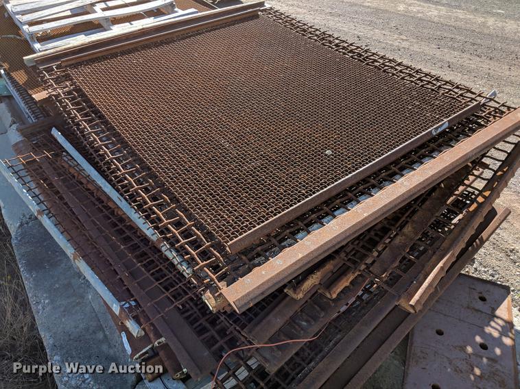 image for item DG3256 2012 McCloskey S190-3D screener