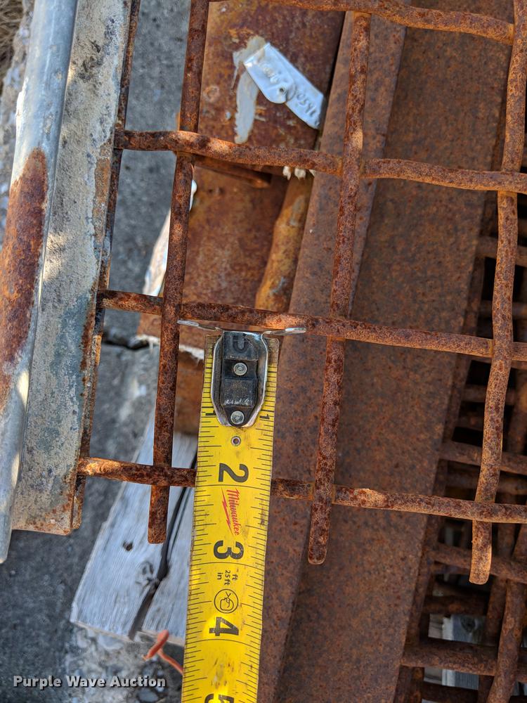 image for item DG3256 2012 McCloskey S190-3D screener