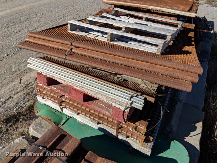 image for item DG3256 2012 McCloskey S190-3D screener