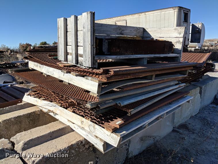 image for item DG3256 2012 McCloskey S190-3D screener