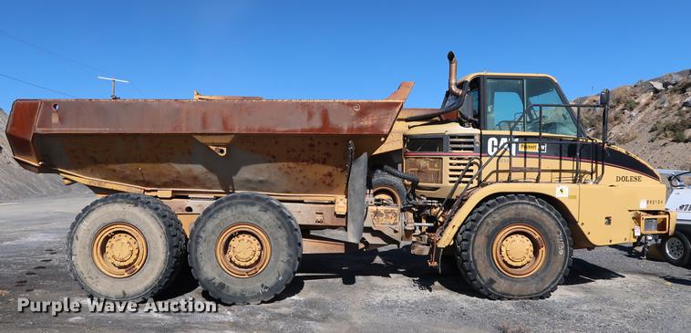 image for item DG3258 2002 Caterpillar 730 articulated haul truck