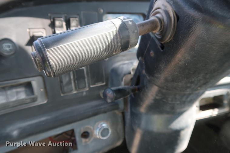 image for item DG3258 2002 Caterpillar 730 articulated haul truck