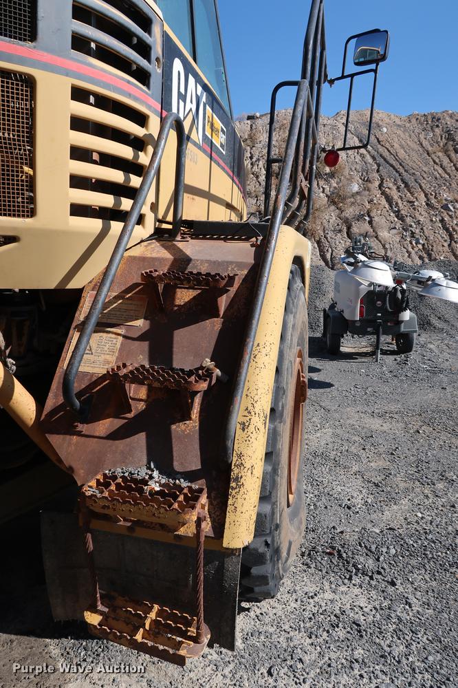 image for item DG3258 2002 Caterpillar 730 articulated haul truck