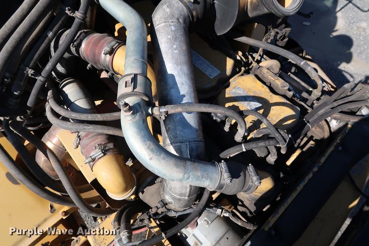 image for item DG3258 2002 Caterpillar 730 articulated haul truck