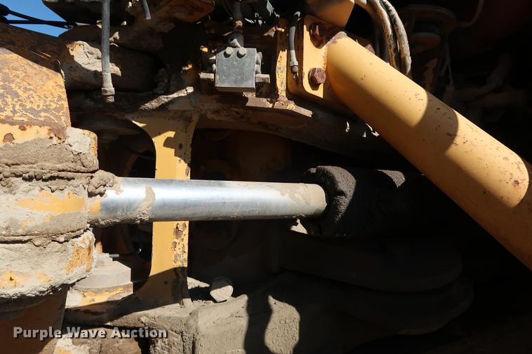 image for item DG3258 2002 Caterpillar 730 articulated haul truck