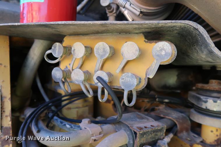 image for item DG3258 2002 Caterpillar 730 articulated haul truck