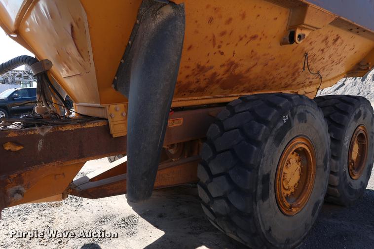 image for item DG3258 2002 Caterpillar 730 articulated haul truck