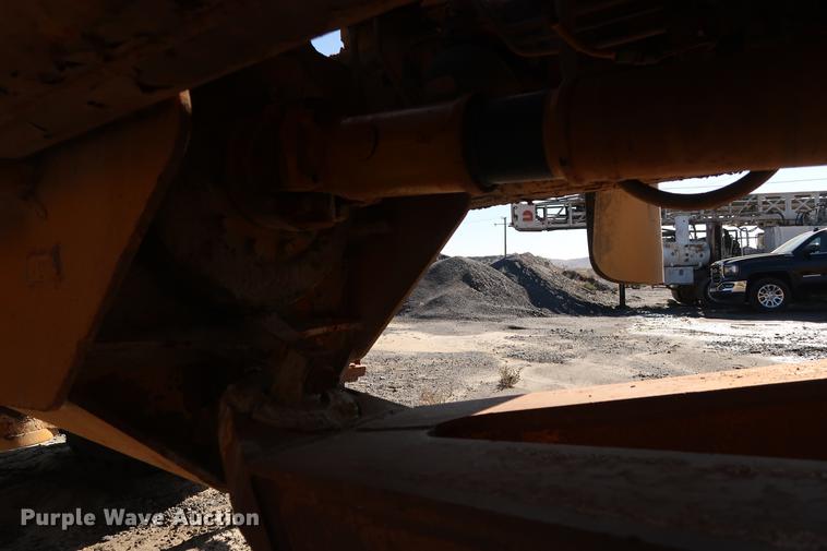 image for item DG3258 2002 Caterpillar 730 articulated haul truck