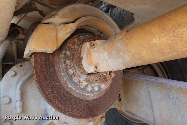 image for item DG3258 2002 Caterpillar 730 articulated haul truck