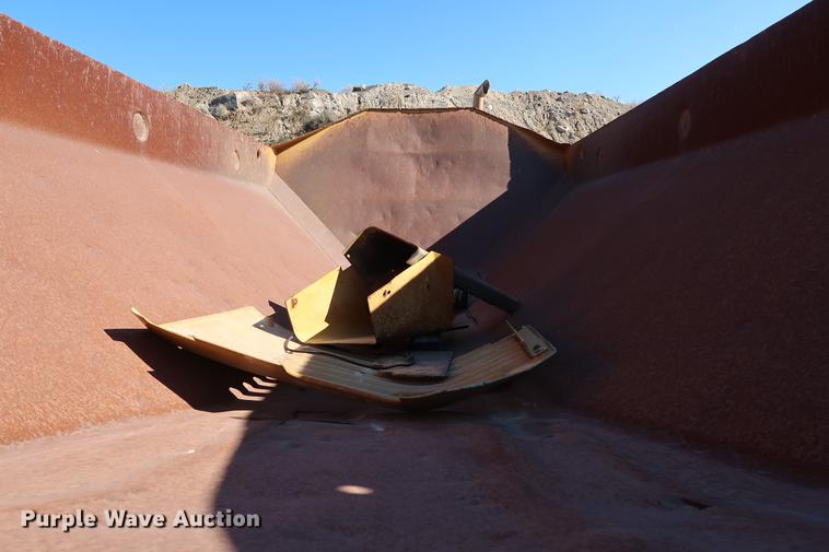 image for item DG3258 2002 Caterpillar 730 articulated haul truck