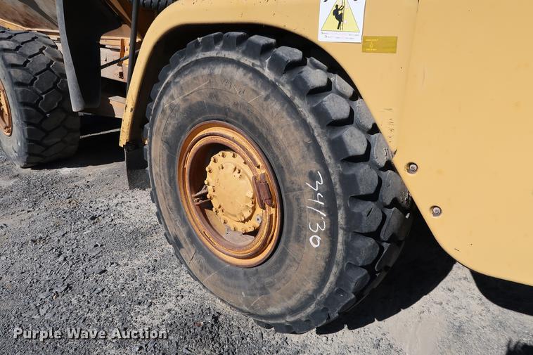 image for item DG3258 2002 Caterpillar 730 articulated haul truck