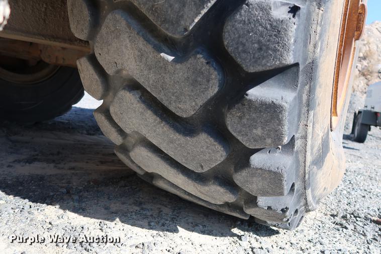 image for item DG3258 2002 Caterpillar 730 articulated haul truck