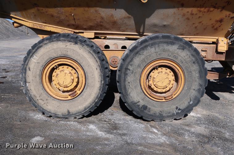 image for item DG3258 2002 Caterpillar 730 articulated haul truck