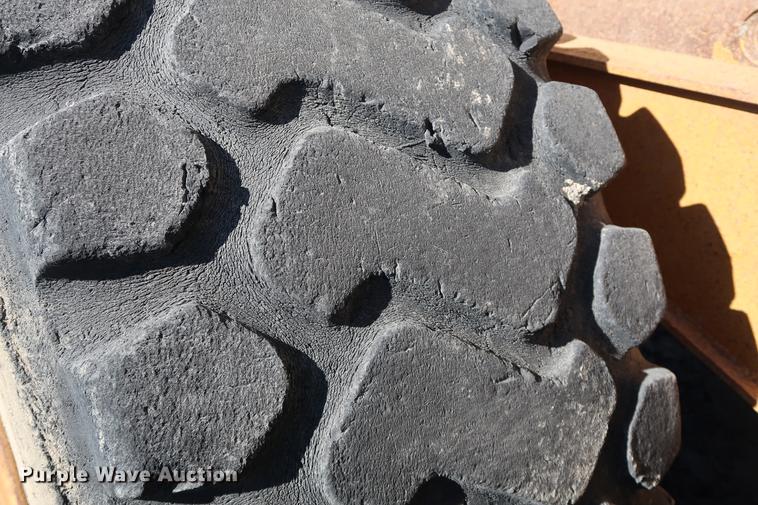 image for item DG3258 2002 Caterpillar 730 articulated haul truck