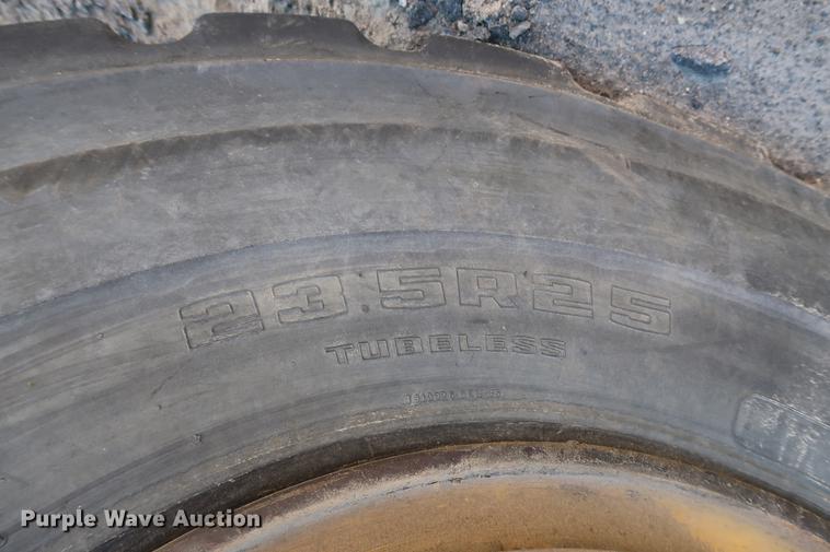 image for item DG3258 2002 Caterpillar 730 articulated haul truck