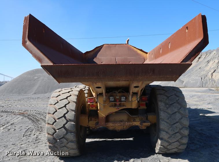 image for item DG3259 2005 Caterpillar 730 articulated haul truck