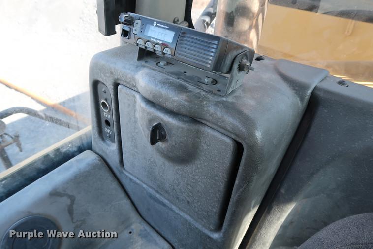 image for item DG3259 2005 Caterpillar 730 articulated haul truck