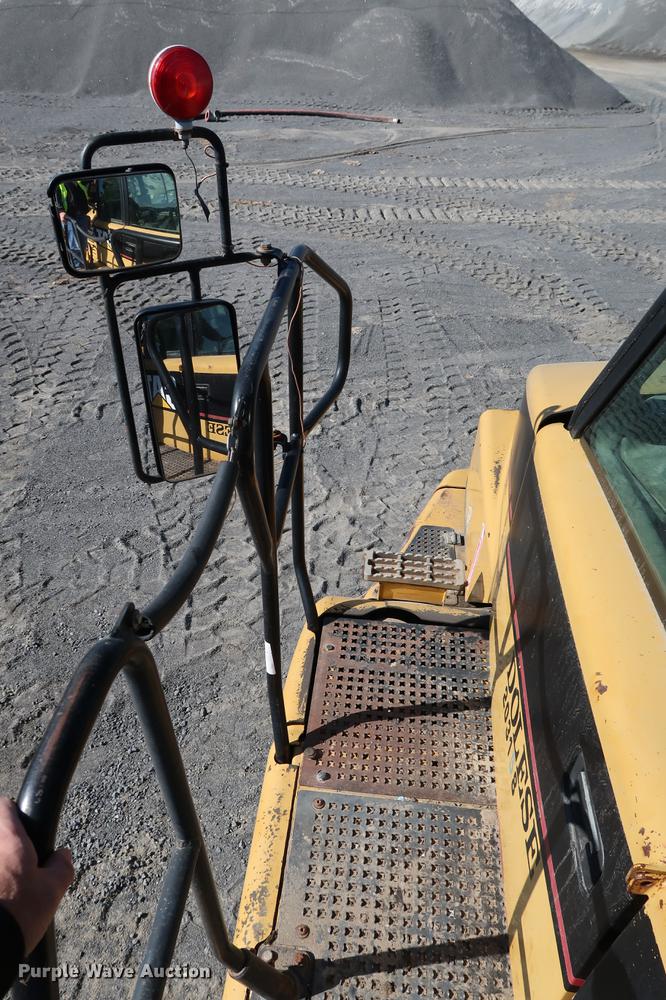 image for item DG3259 2005 Caterpillar 730 articulated haul truck