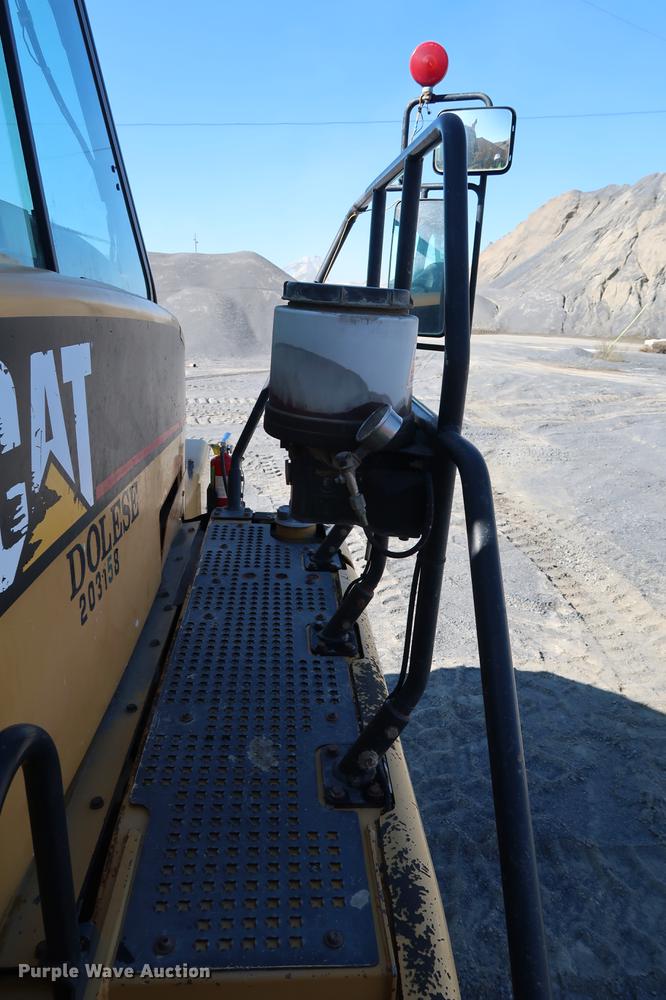 image for item DG3259 2005 Caterpillar 730 articulated haul truck