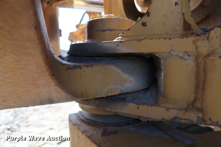 image for item DG3259 2005 Caterpillar 730 articulated haul truck