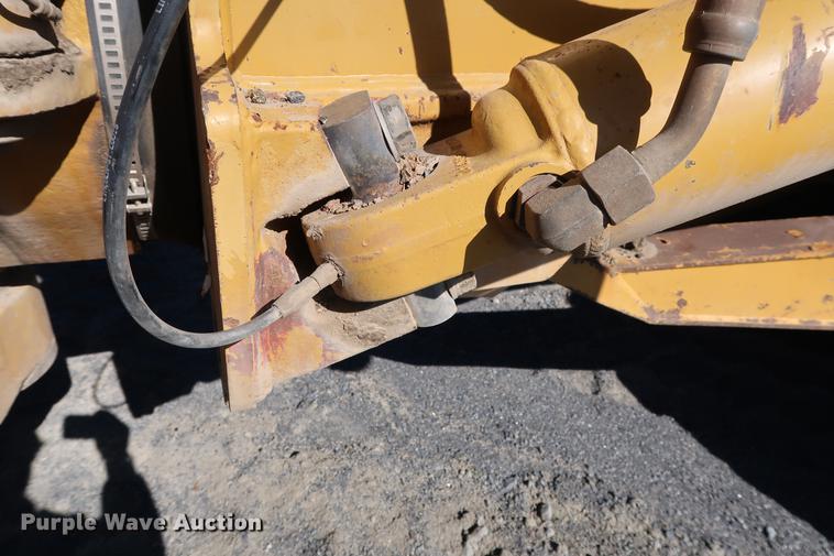 image for item DG3259 2005 Caterpillar 730 articulated haul truck