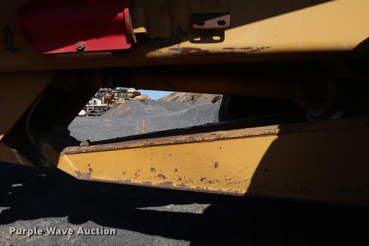 image for item DG3259 2005 Caterpillar 730 articulated haul truck