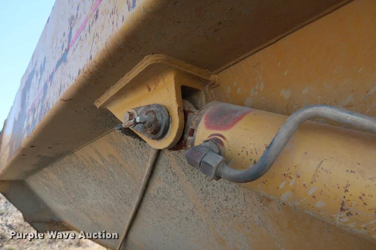 image for item DG3259 2005 Caterpillar 730 articulated haul truck