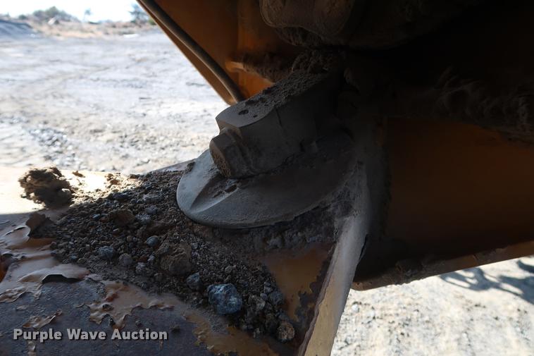 image for item DG3259 2005 Caterpillar 730 articulated haul truck