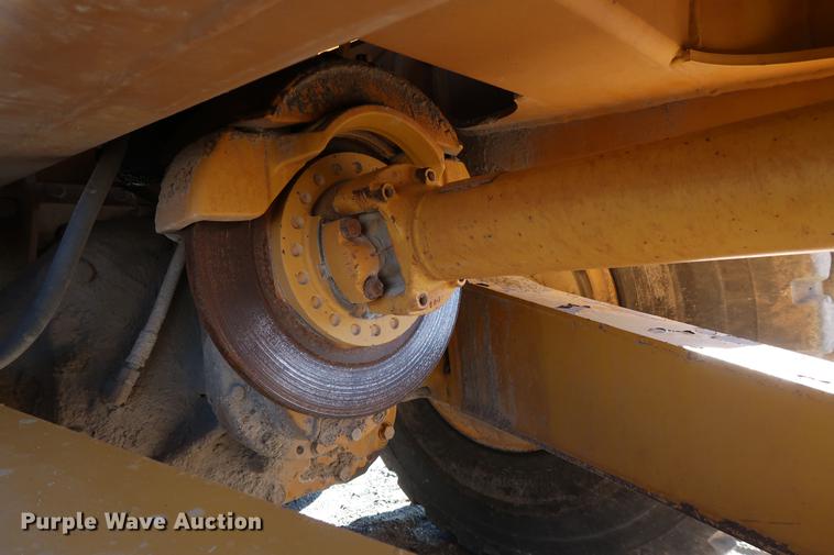 image for item DG3259 2005 Caterpillar 730 articulated haul truck