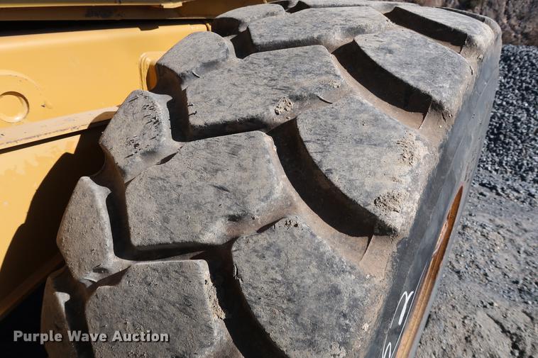 image for item DG3259 2005 Caterpillar 730 articulated haul truck