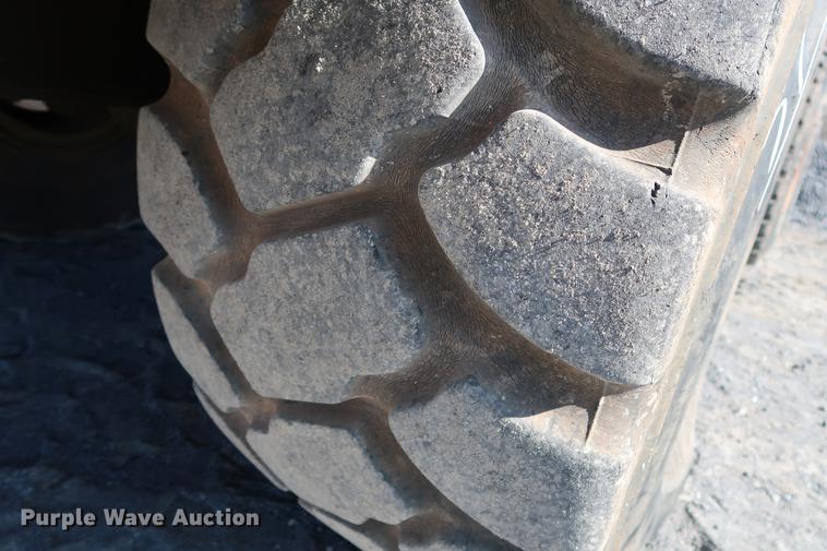 image for item DG3259 2005 Caterpillar 730 articulated haul truck