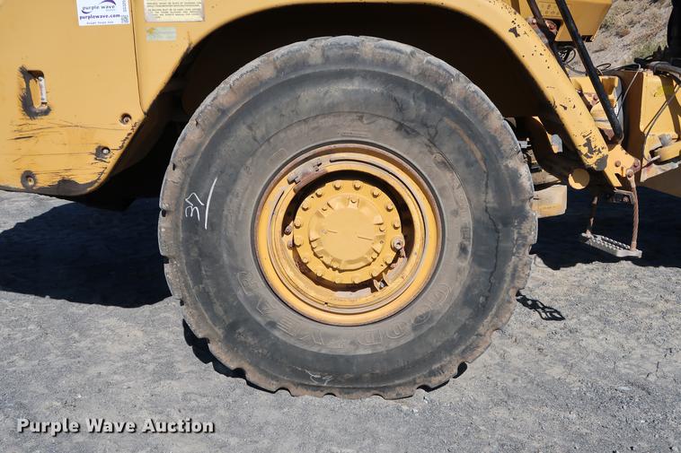 image for item DG3259 2005 Caterpillar 730 articulated haul truck