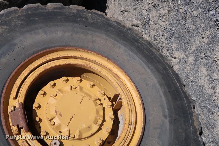 image for item DG3259 2005 Caterpillar 730 articulated haul truck