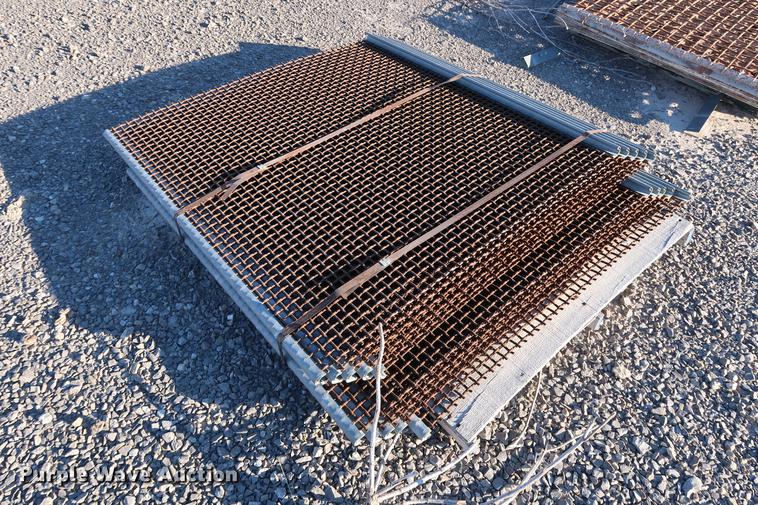 image for item DG3260 2011 McCloskey S190 screener