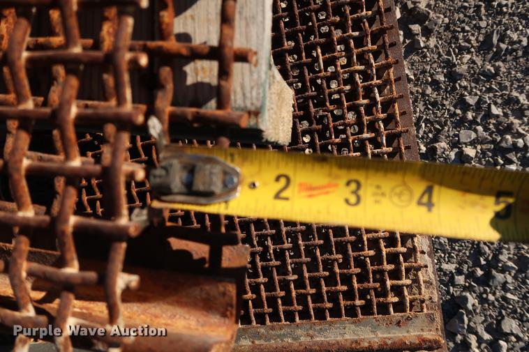 image for item DG3260 2011 McCloskey S190 screener