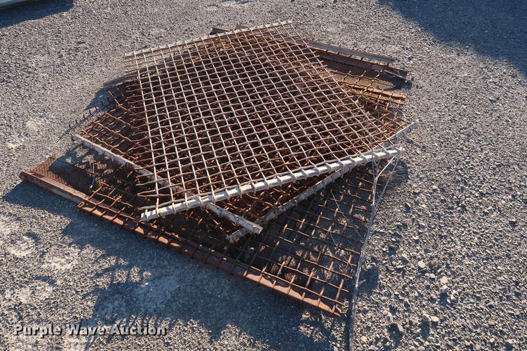 image for item DG3260 2011 McCloskey S190 screener